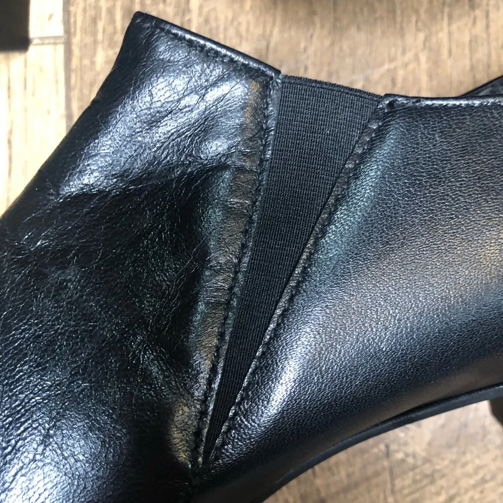 Munro Black Leather Loafer Pump Size 10.5 WW